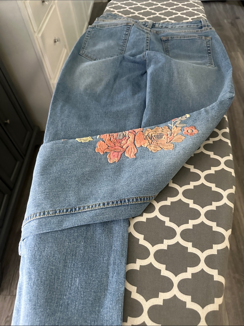 Dittos Light Blue Denim Straight-Leg Jeans with Pink and Peach Floral Embroidery - Picture 4 of 5